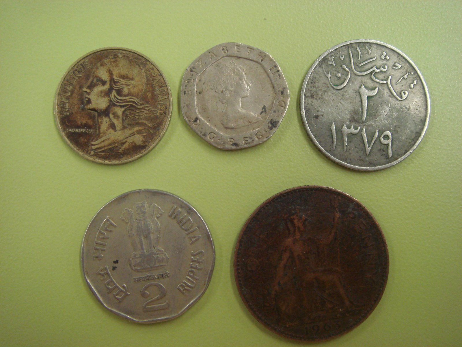 [old+coins.JPG]