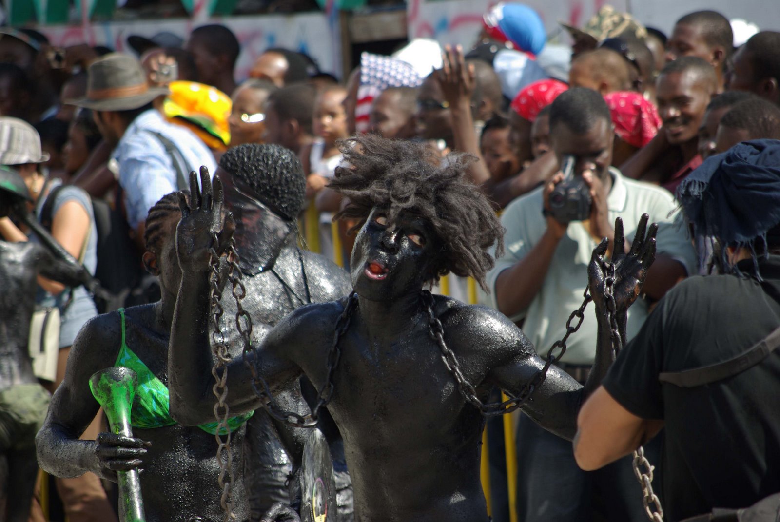 [Jacmel+carnaval+2008+(12).jpg]