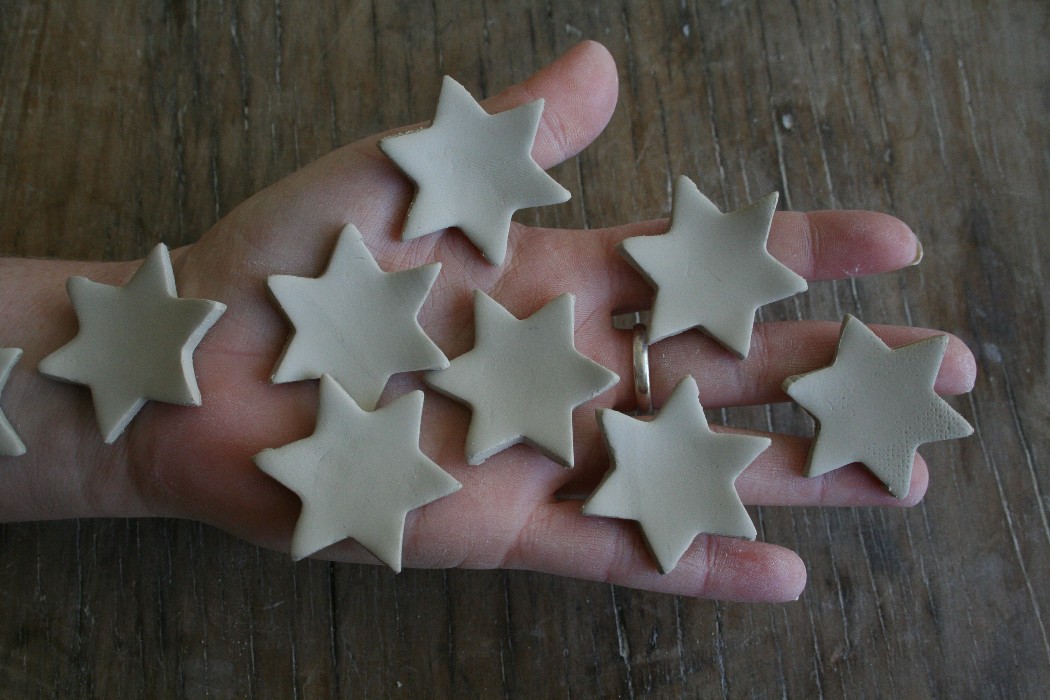 [hand+full+of+stars.JPG]