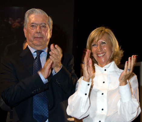 [Mario+Vargas+Llosa+y+Rosa+Diez.jpg]