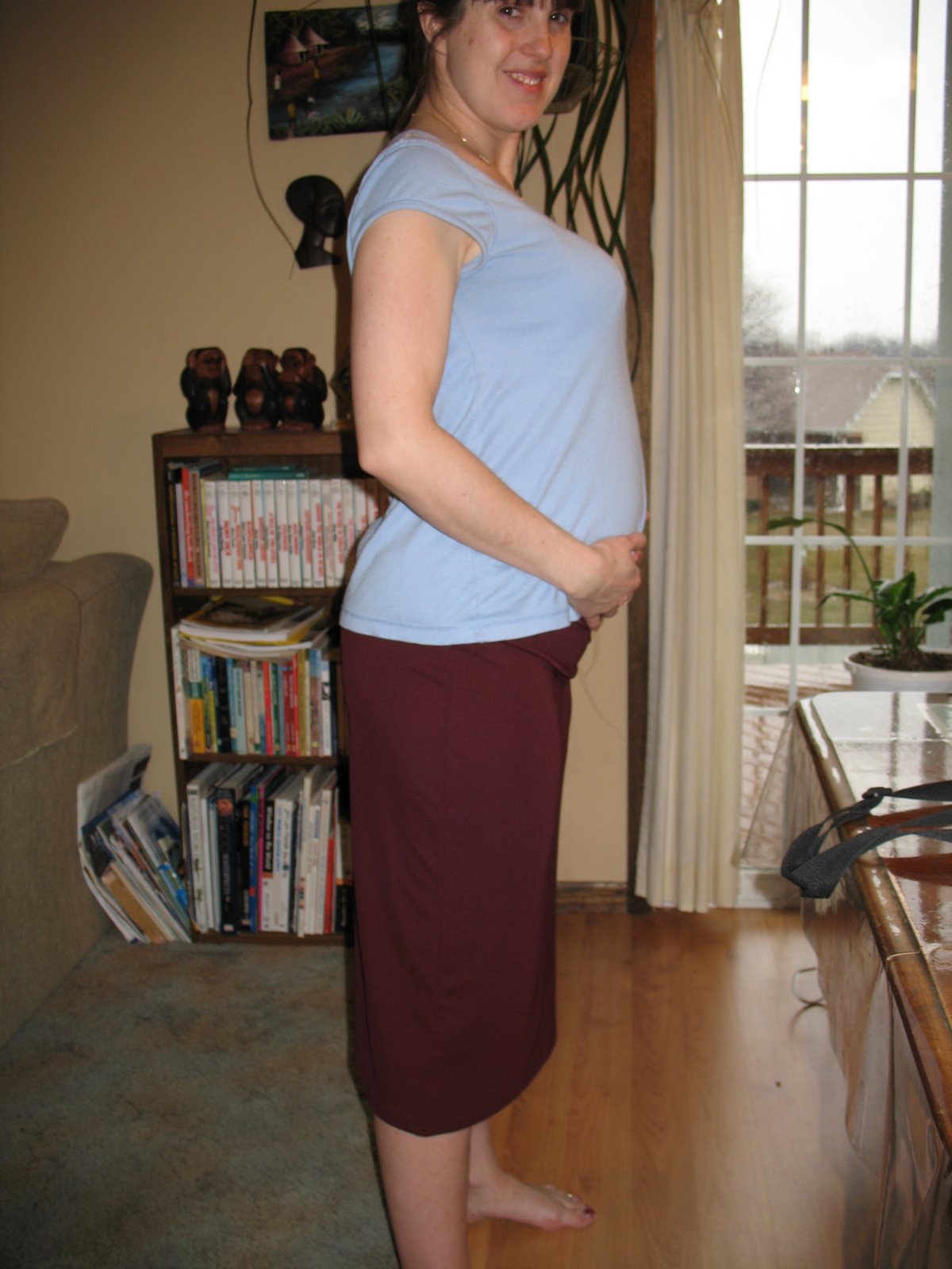 [at+six+months+pregnant.jpg]