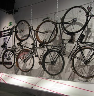 [bikes+on+wall.jpg]
