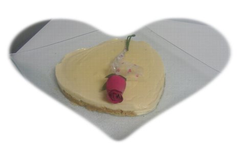 [tarta+san+valentin.bmp]