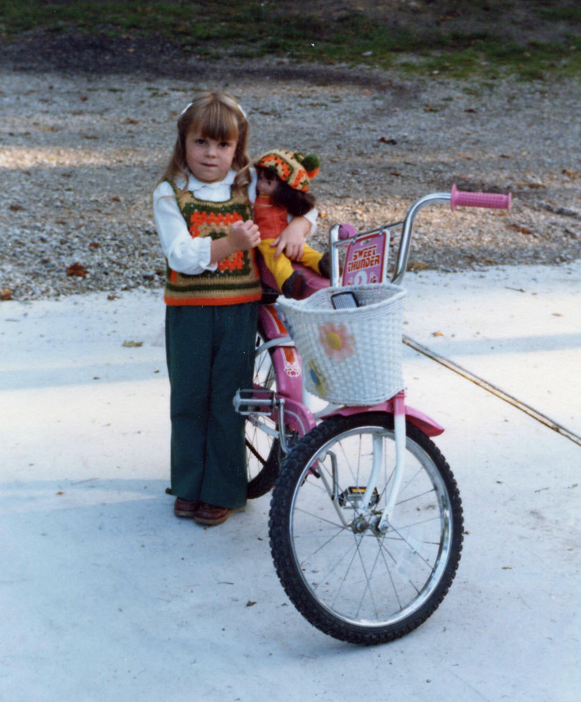 [Jenny's+Bike+and+Doll+.jpg]
