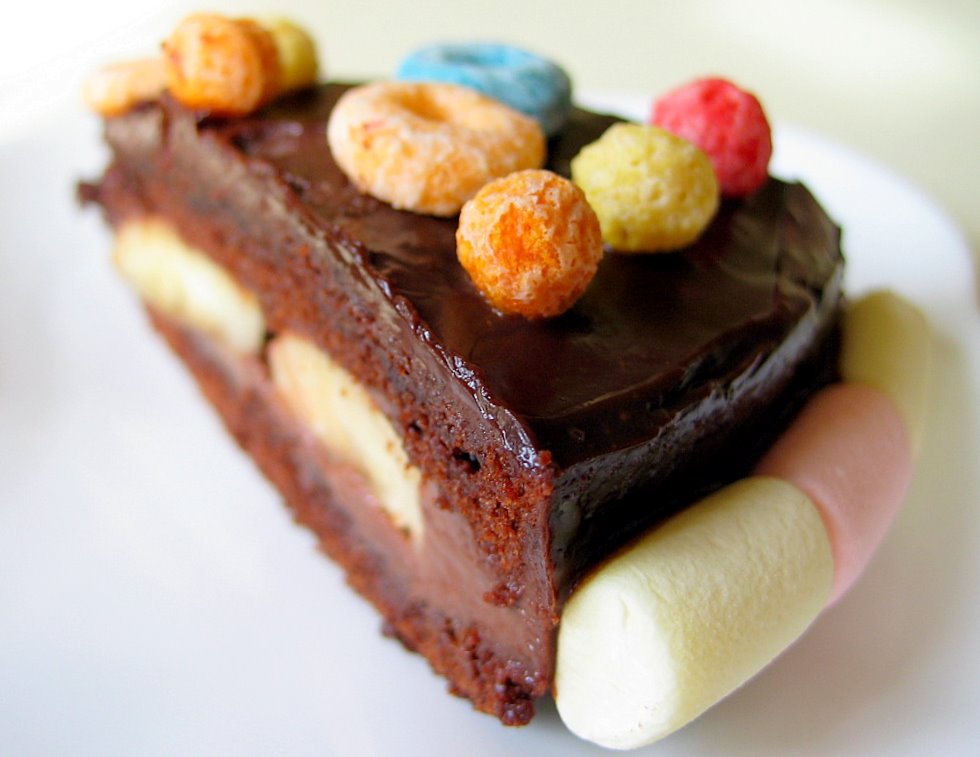 [rainbow+chocolate+cake9.jpg]