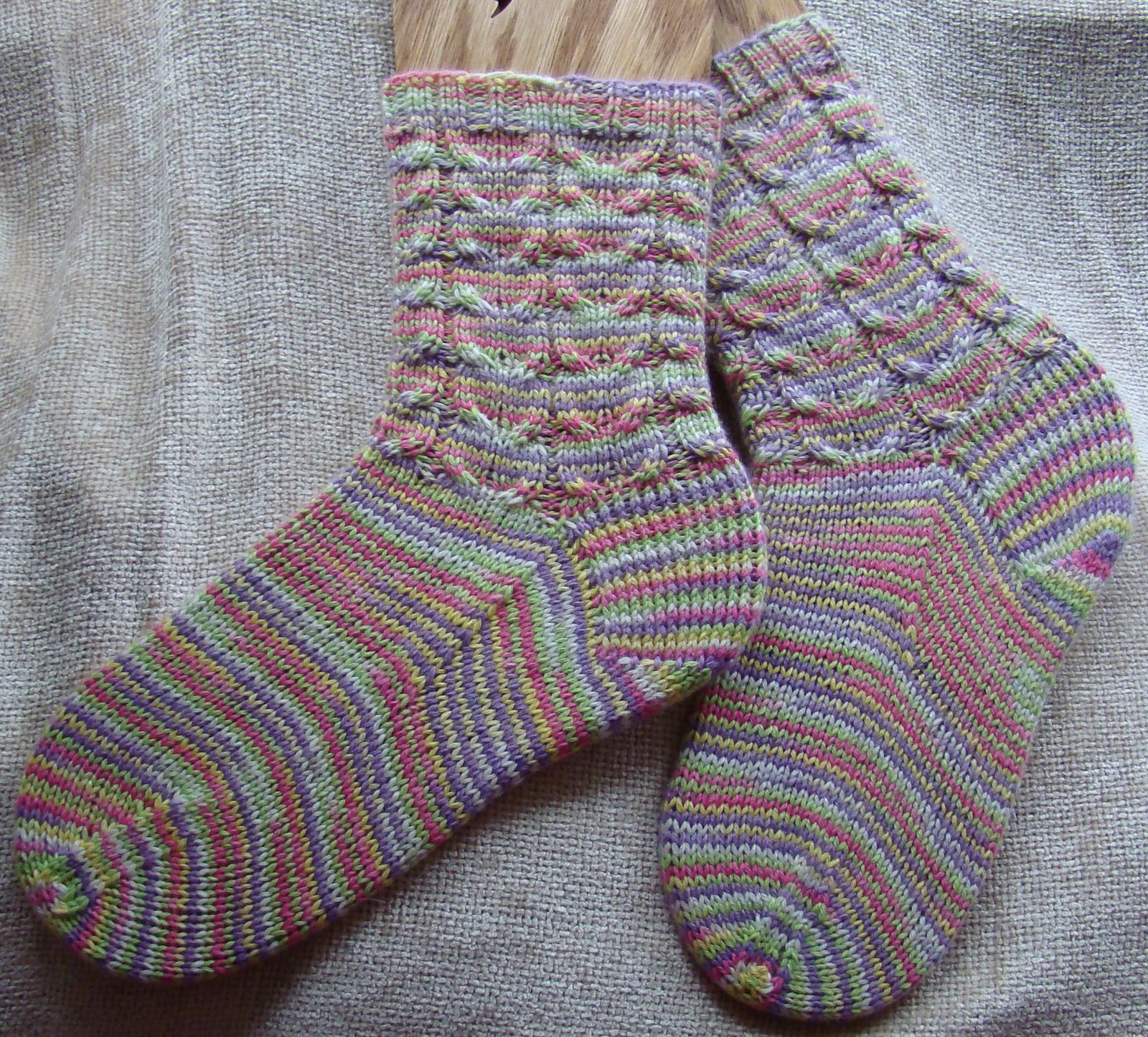 [bling+socks+done+3.jpg]