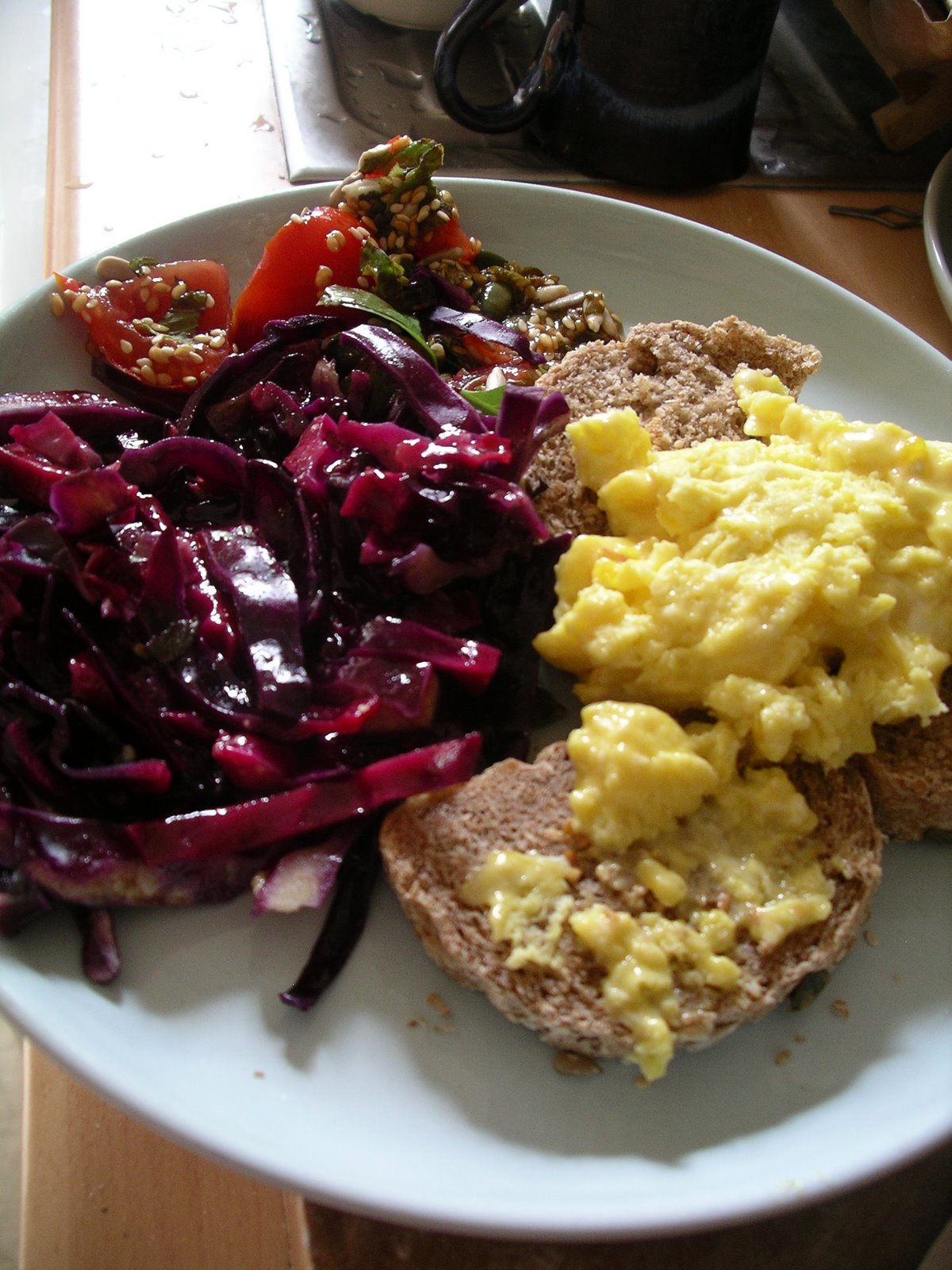 [use+your+loaf+-+with+scrambled+egg+and+red+cabbage.JPG]