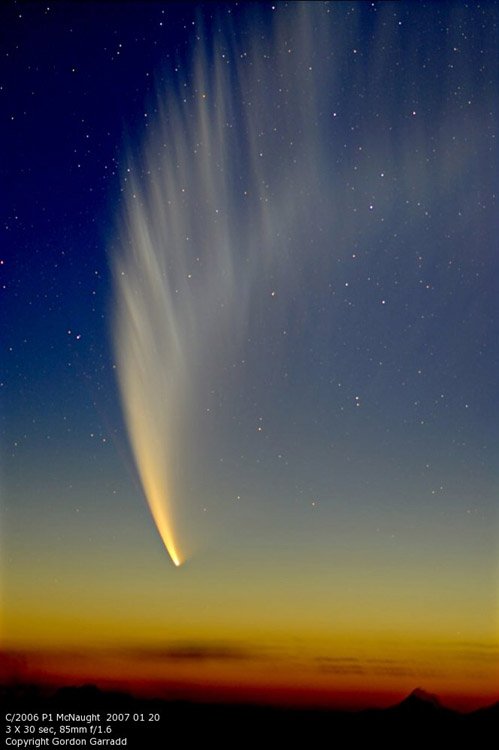 [comet+mcnaught.jpg]