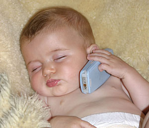[baby_cellphone.jpg]