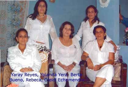[Yaray+Reyes,+Yolanda+Yera,+Berta+Bueno,+Rebeca,+Oleidi+Echemendia.jpg]