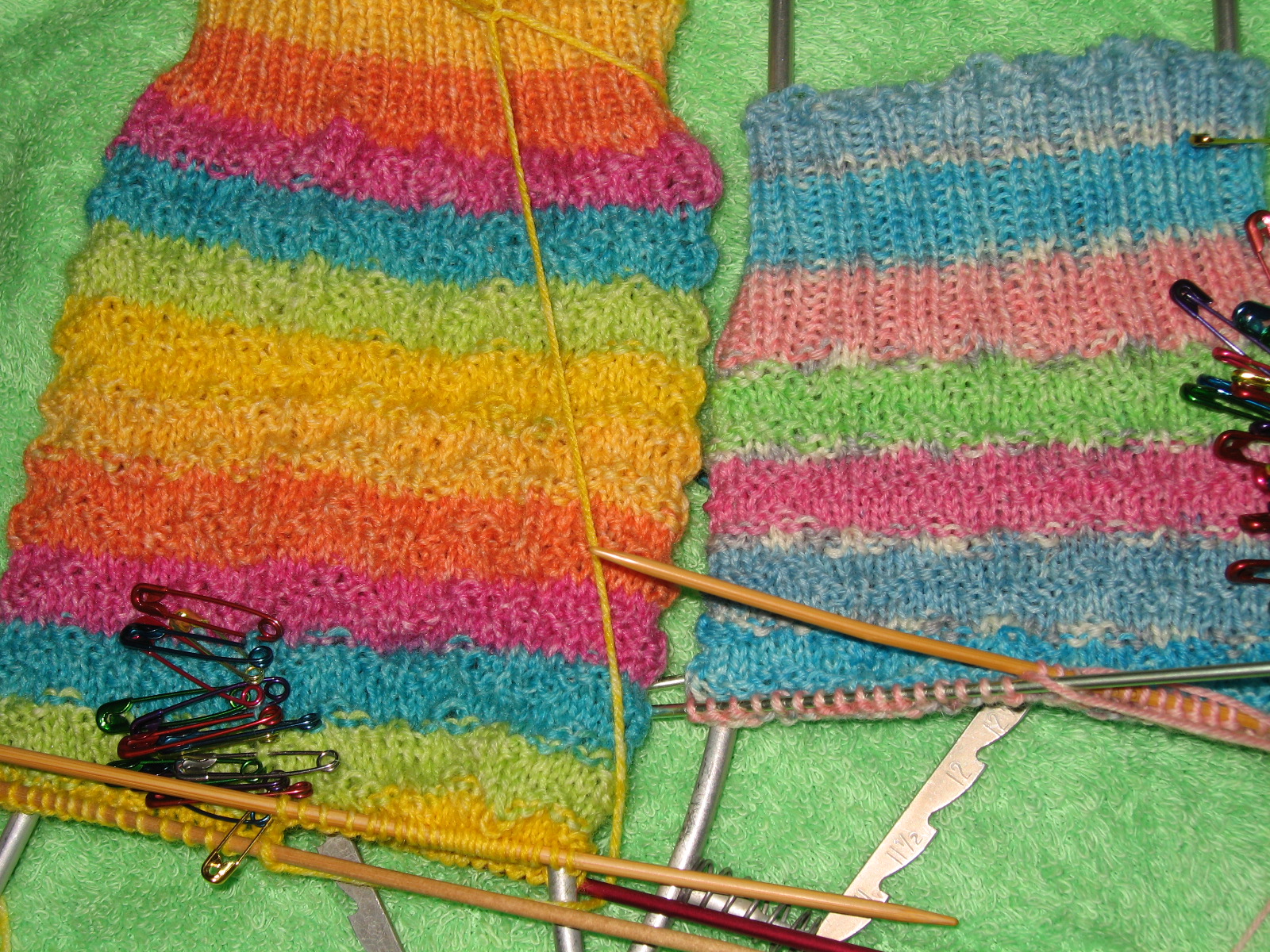 [Socks+I+am+knitting+143.JPG]