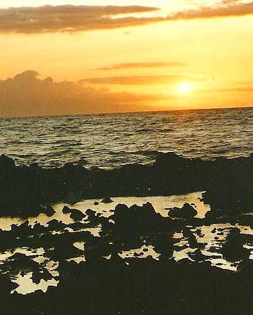 [Sunset+at+Maui+Pic+3_edited+2.jpg]