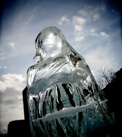 [ice+sculpture_resize.jpg]