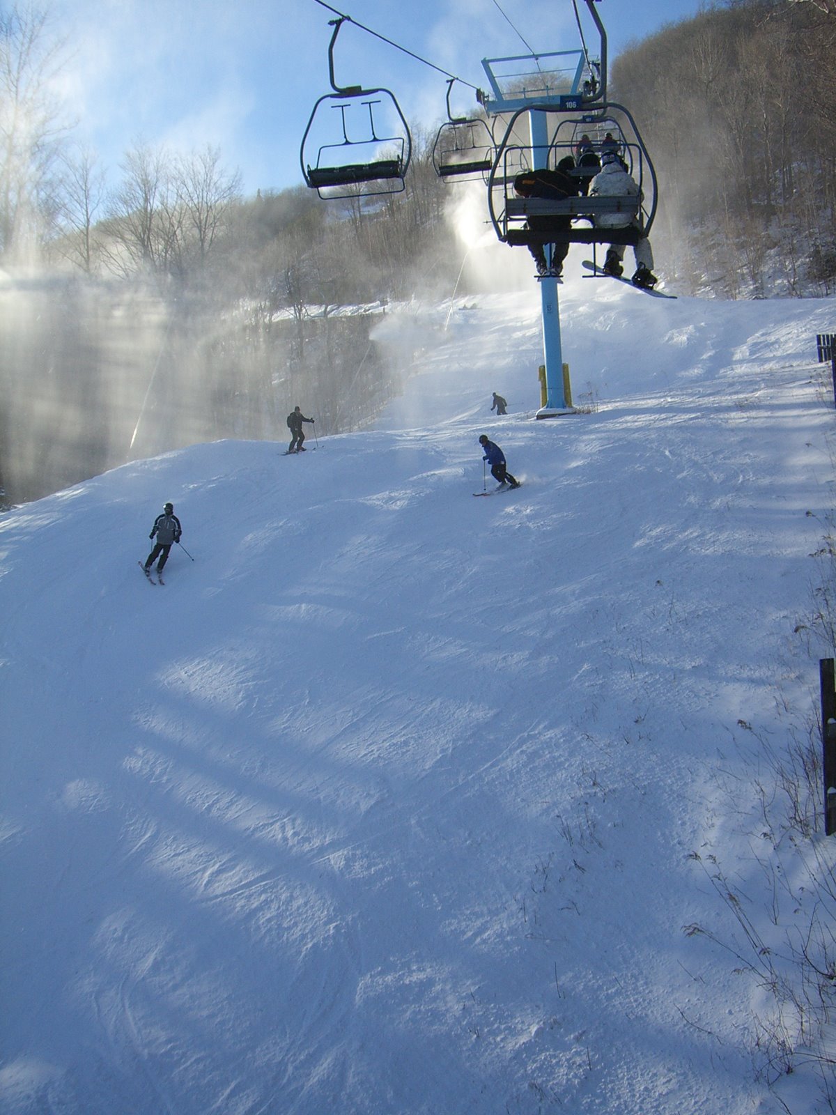 [2007+January+Skiing+Hunter+061+LARGE.jpg]