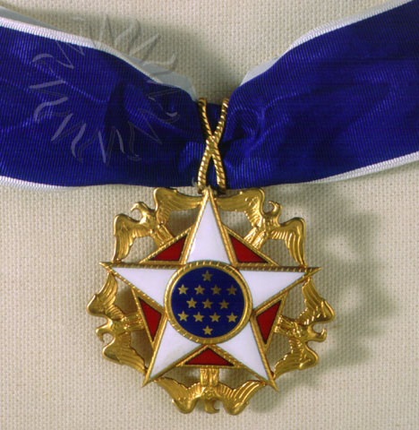 [medal.jpg]
