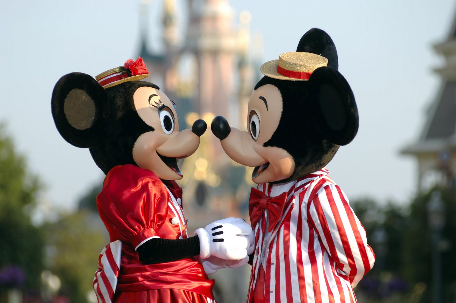 [Mickey+e+Minnie.JPG]