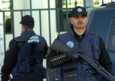 [_26327_tunisiapolice.jpg]