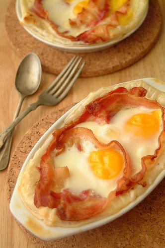 [bacon_and_egg_pies.jpg]