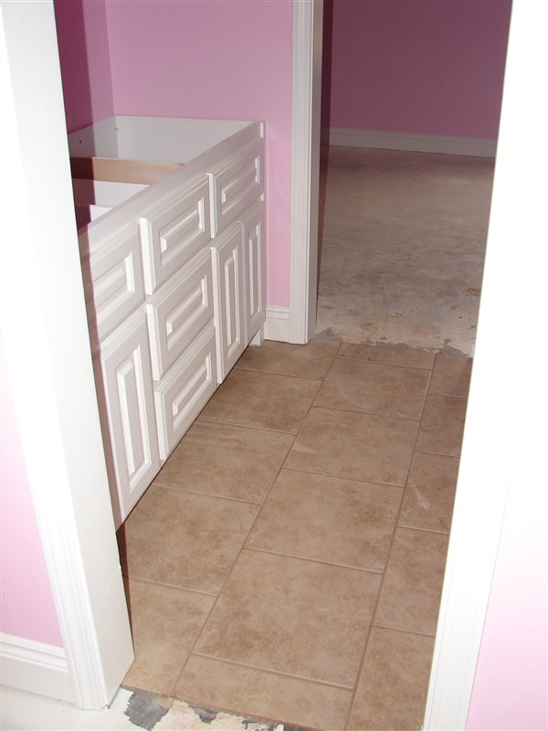 [Girl's+Bathroom+Tile.jpg]
