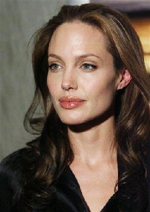 [Angelina+Jolie.jpg]