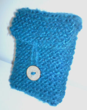 [blue+knit+card+holder.jpg]