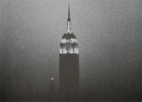 [Andy+Warhol+-+Empire,+1964.jpg]
