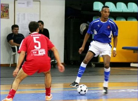 [Futsal+4.bmp]
