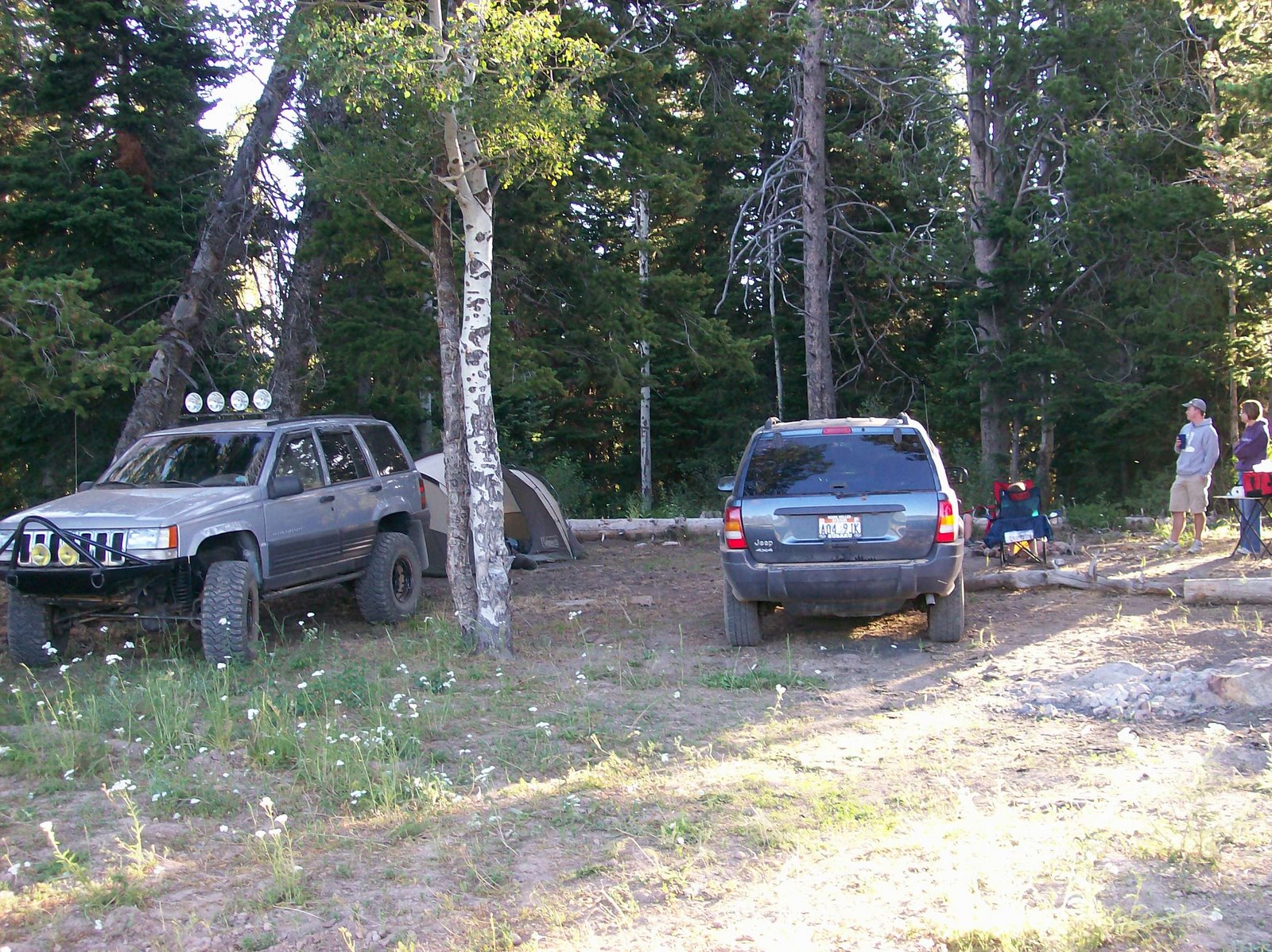 [Jeeps+and+Campsite.jpg]