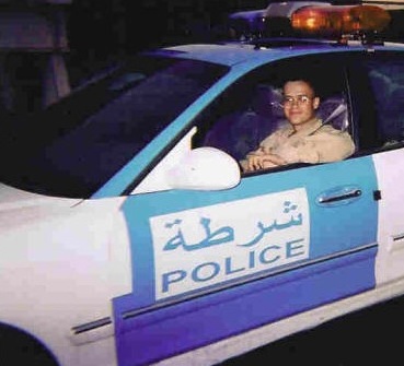 [New+Iraqi+Police+Cars.jpg]