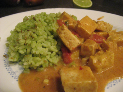 [green+rice+and+tofu+curry.jpg]