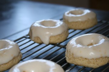 [lemon+donuts.jpg]