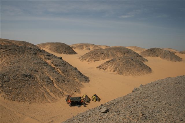 [rocco+desert+camp+005.jpg]