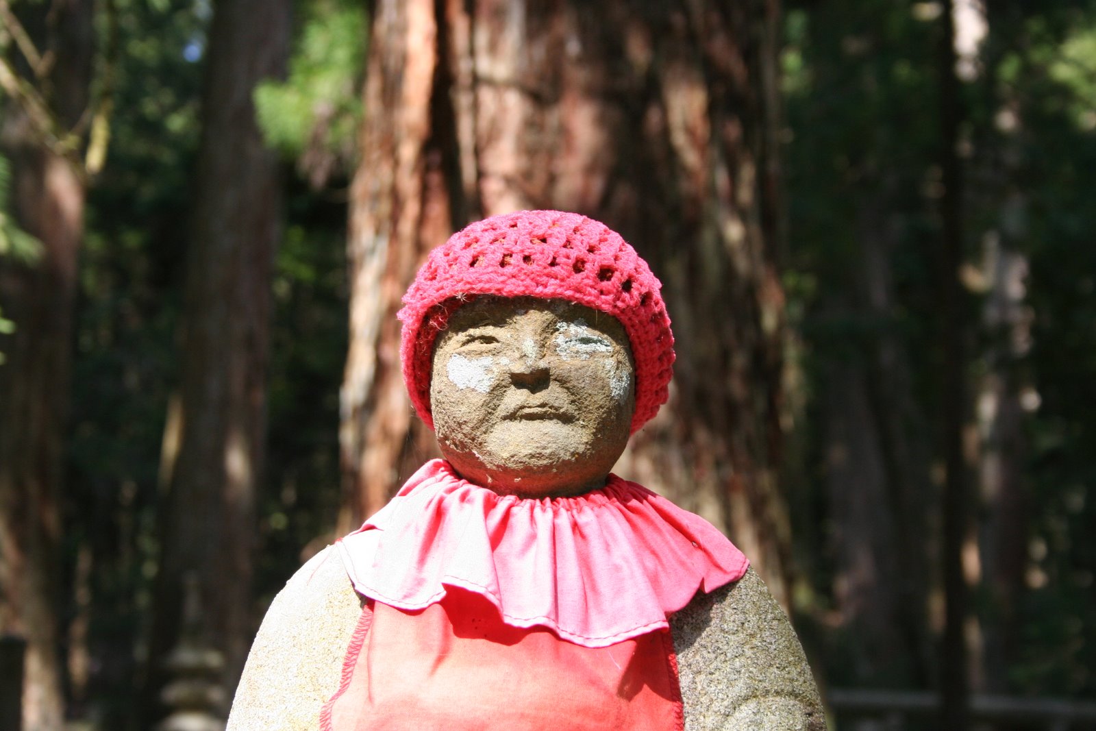 [EsculturabudistagorretidavantalKoyasan,+Wakayama,+Japo.+30+marc2007.JJuste..JPG]