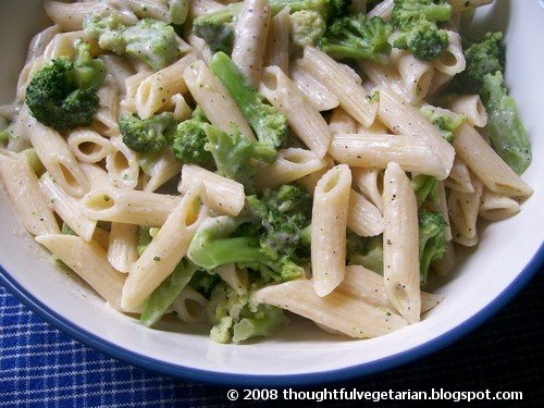 [Blog+Pasta+with+Broccoli+and+Mozzarella.jpg]