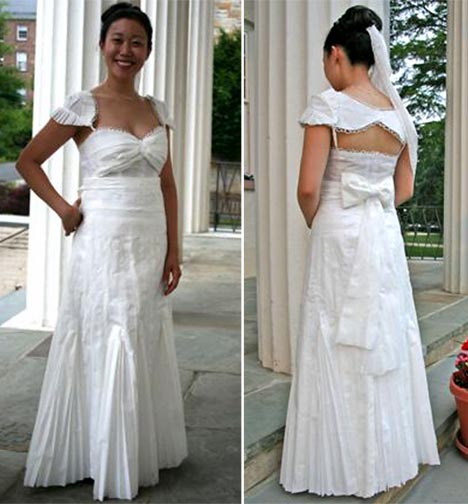 [toilet+paper+wedding+dress.jpg]