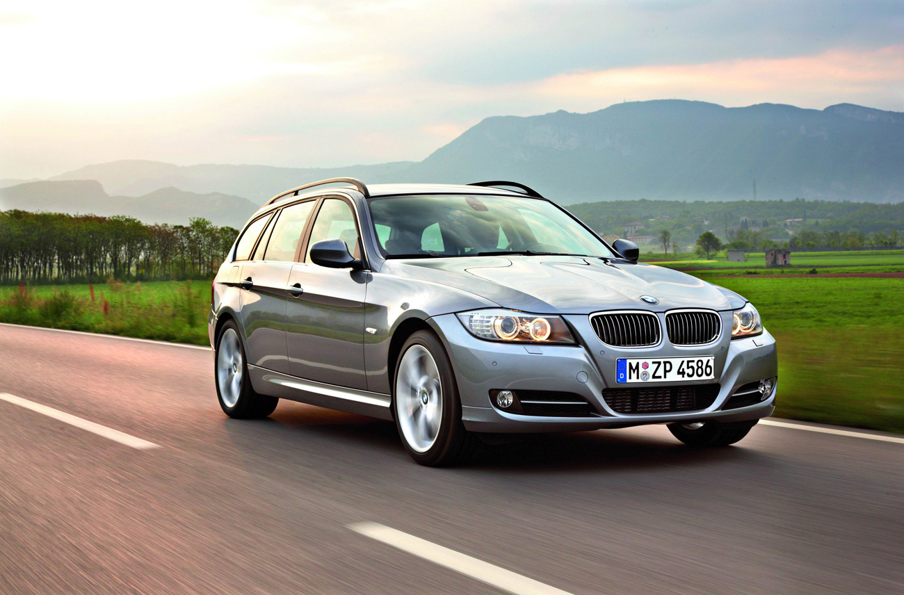 [2009-bmw-3-series-official-photos_touring_facelift.jpg]