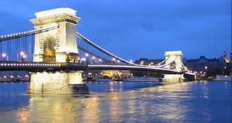 [Puente_Budapest_Hungria.jpg]
