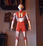 Ultraman (Hugo Pérez disfrazado)