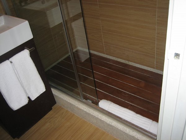 [wooden+shower+mat.jpg]