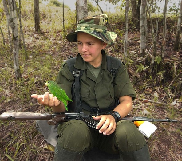 [Colombia-FARC-Enfant-Soldat-1.JPG]