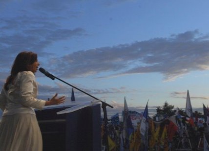 Cristina finalizó su campaña en La Matanza