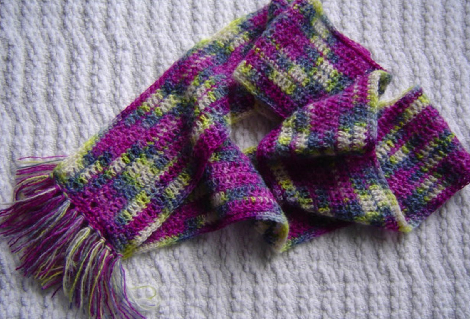 [tie+dye+scarf.jpg]