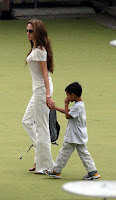 Angelina Jolie dropping the kids off at school