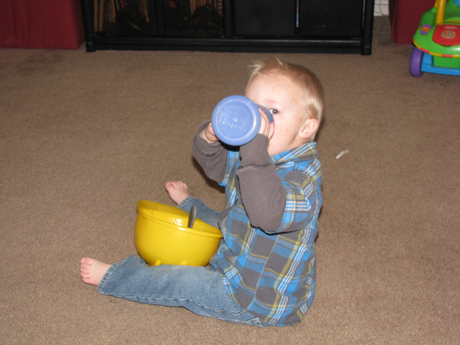 [The+sippy+cup+(2).jpg]