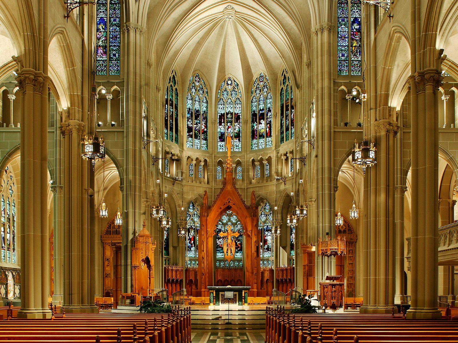 [St.+Mary's,+Cathedral+Basilica+of+the+Assumption,+Covington,+Kentucky.jpg]