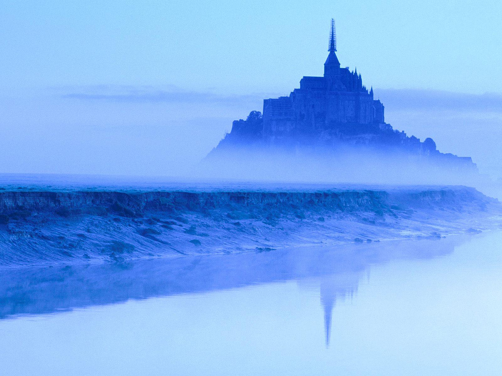 [Mont+St.+Michel+at+Dawn,+Normandy,+France.jpg]