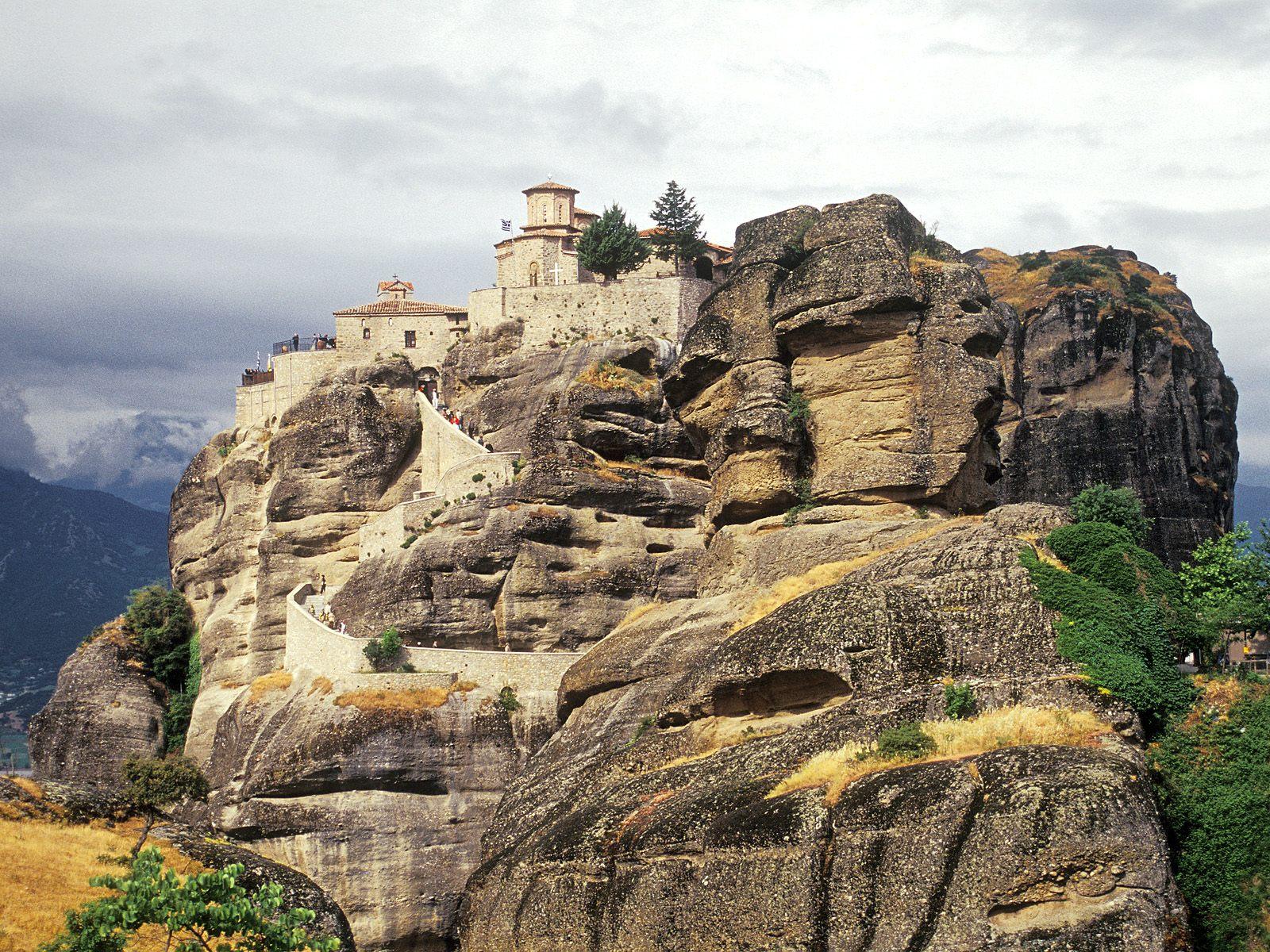 [Varlaam+Monastery,+Meteora,+Greece.jpg]