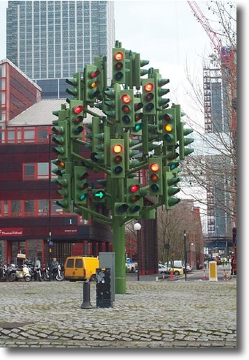 [trafficlighttree.jpg]