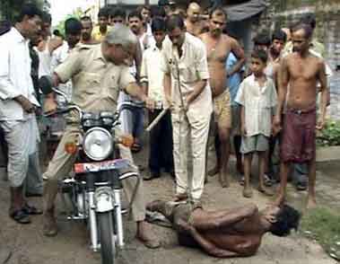 [India-Police-Brutality-1.jpg]