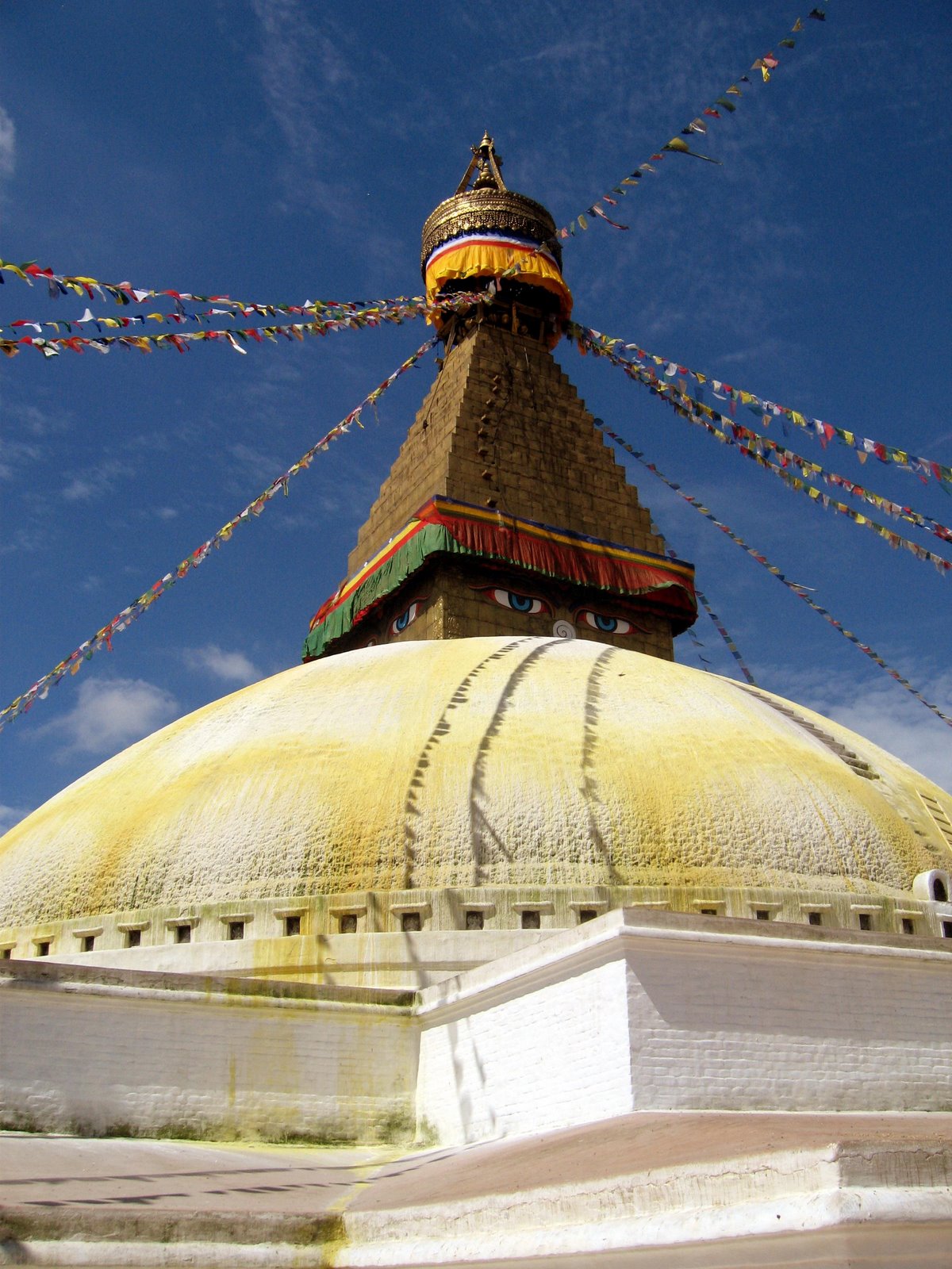 [Boudha_Stupa.jpg]